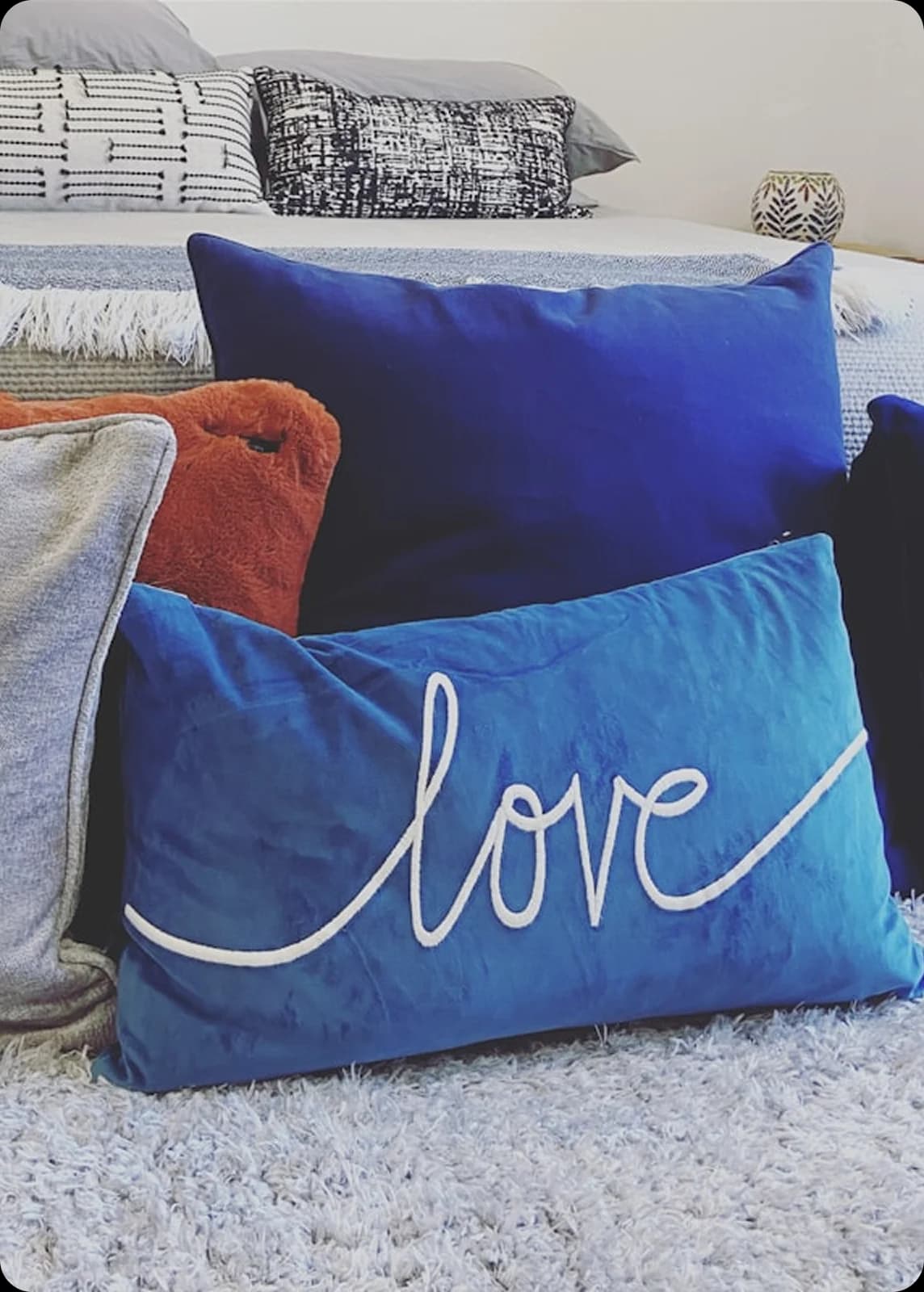 Pillows & pillow covers
