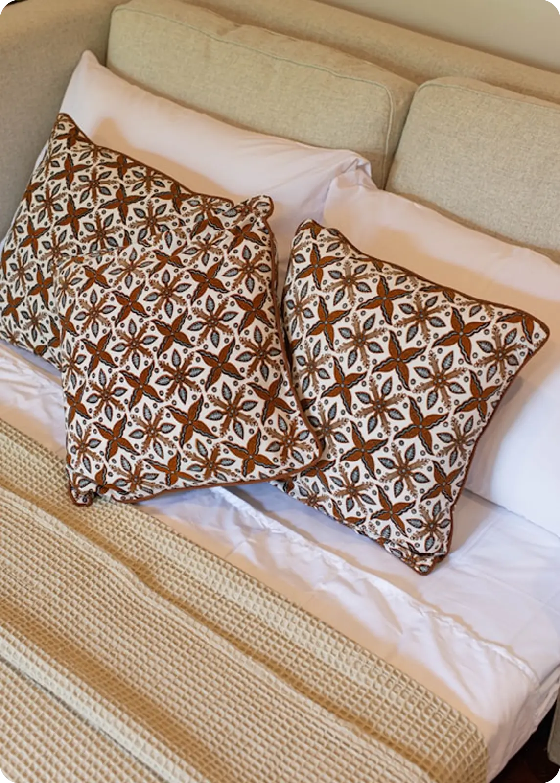 Cushion & cushion covers